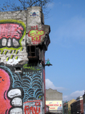 retro invader