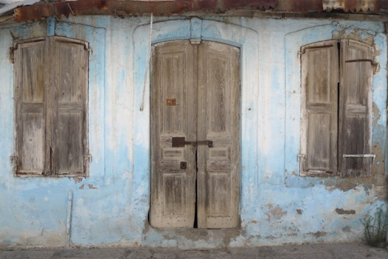 Alaçatı, old door