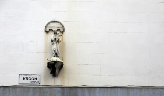 , statue in  kroonstraat