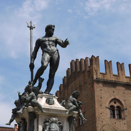 Bologna, Neptune statue