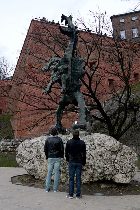 Krakow, Wawel dragon statue