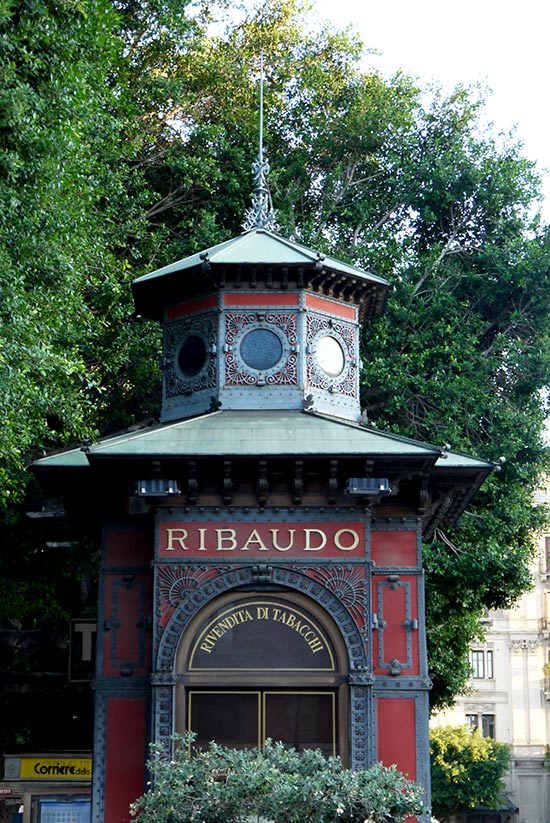 Palermo, kiosk on piazza Verdi